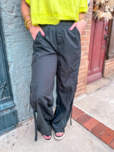 Load image into Gallery viewer, Dreamy Cargo Pants