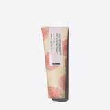 Davines: This Is A Medium Hold Pliable Paste